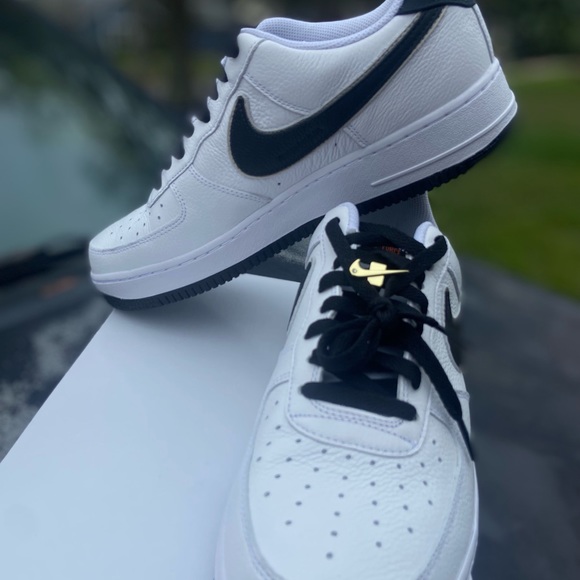 Nike Air Force 1 Men Size 10.5 - Picture 2 of 10